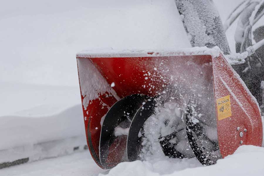 WinterFix Winterdienst Firmenservice Lübeck - Erfahrene Winterdienst-Experten
